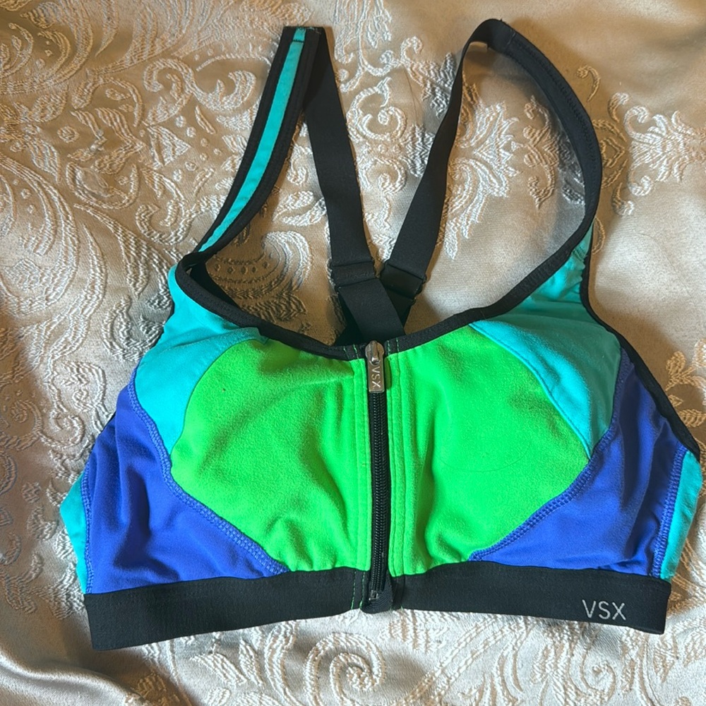 Victoria secret sports bra 32B